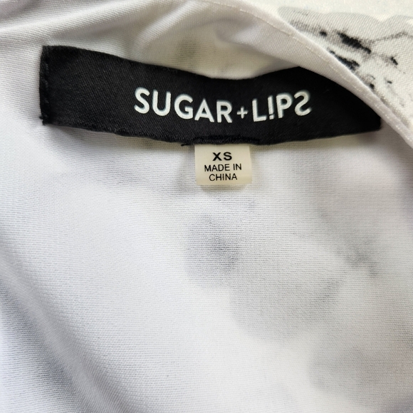 Sugarlips Gray and White Bell Sleeve Midi Dress Size XS - Picture 9 of 10